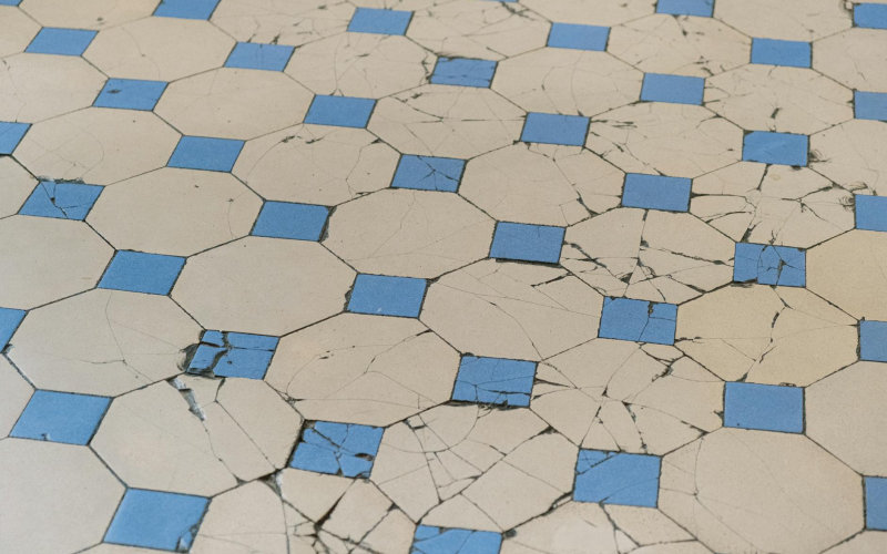 How to Replace a Broken Tile on Any Floor Without Disturbing the Surrounding Tiles